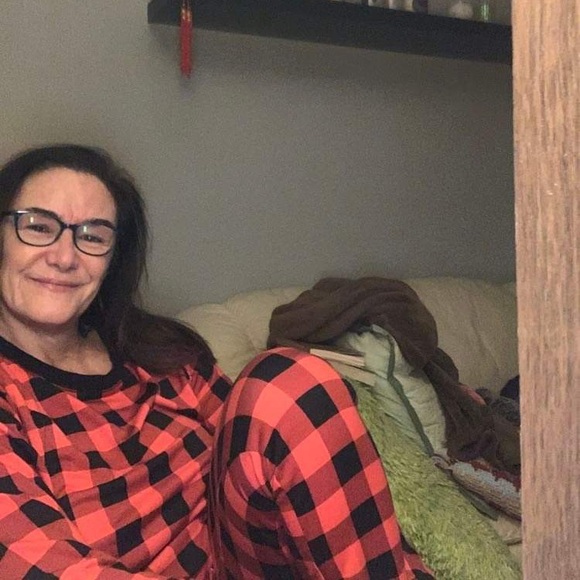 Two piece lounge set - Picture 3 of 6